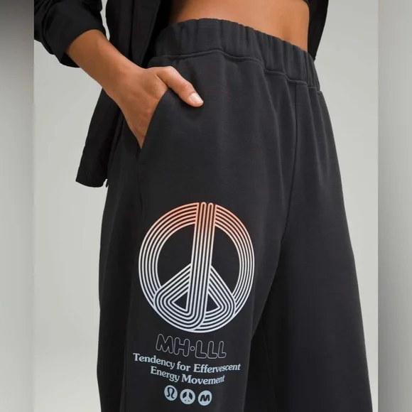Lululemon x Madhappy Relaxed High-Rise Jogger - Picture 3 of 15